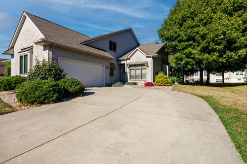 1414B Tamarack Cc Trl, Normal, IL, 61761-5204 | Card Image