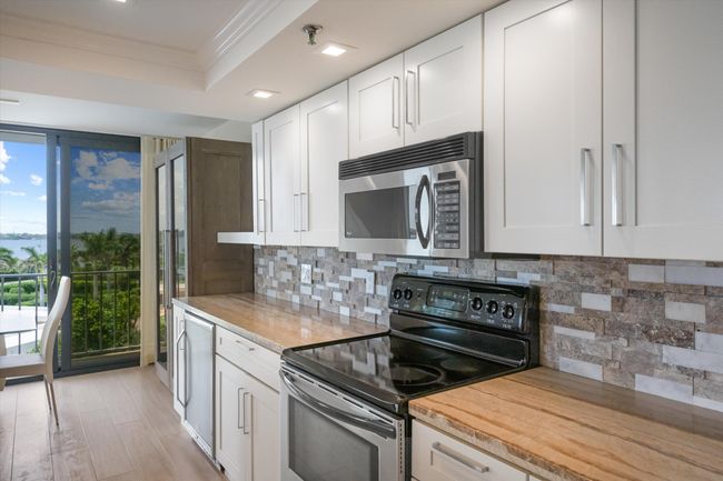APT-4AI - 3400 S Ocean Blvd, Condo with 2 bedrooms, 2 bathrooms and null parking in Palm Beach FL | Image 4