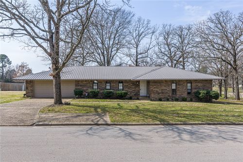 10008 Essex Pl, Fort Smith, AR, 72908-9032 | Card Image
