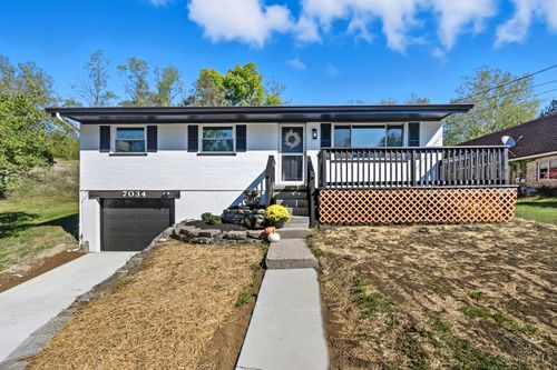 7034 Hearne Rd, Cincinnati, OH, 45248-1009 | Card Image