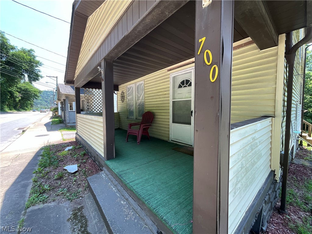 Cove Rd, Weirton, WV 26062
