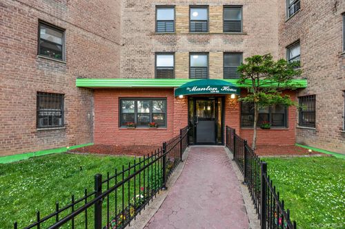 6e-139-05 85th Dr, Jamaica, NY, 11435-2729 | Card Image