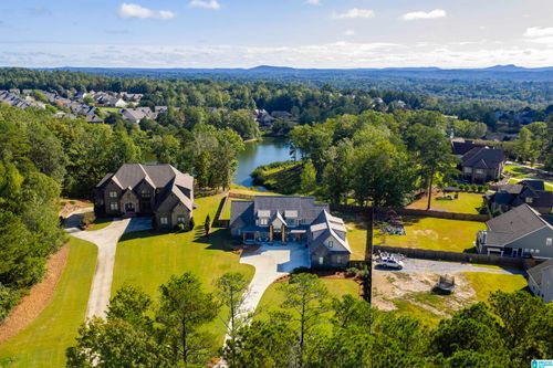 5587 Carrington Lake Pkwy, TRUSSVILLE, AL, 35173-3870 | Card Image