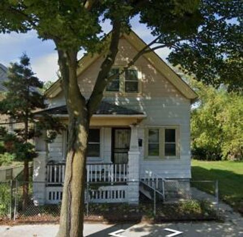 1020 W Hadley St, Milwaukee, WI, 53206-3239 | Card Image