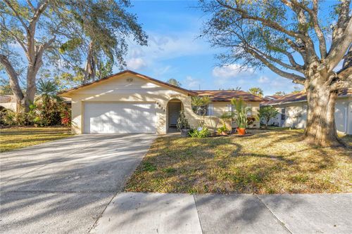 6825 Circlecreek Dr, PINELLAS PARK, FL, 33781-4802 | Card Image