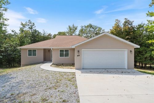 49 Thomas Cir E, Holiday Island, AR, 72631-4313 | Card Image