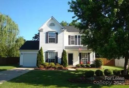 2017 Coatsdale Ln, Matthews, NC, 28104-5117 | Card Image