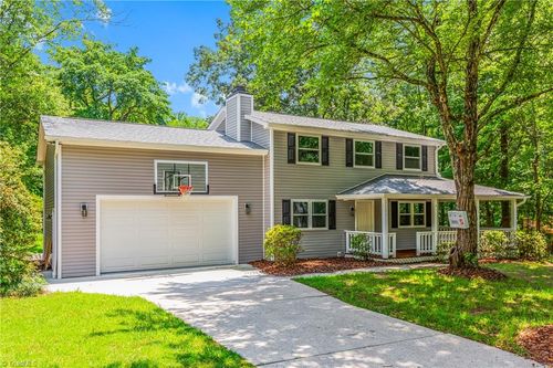 1105 Century Park Avenue, Kernersville, NC, 27284 | Card Image