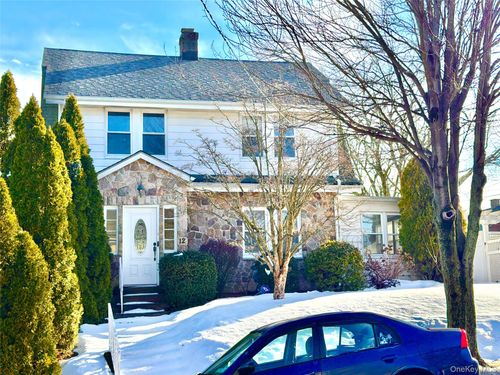 12 Irenhyl Ave, Port Chester, NY, 10573-2916 | Card Image