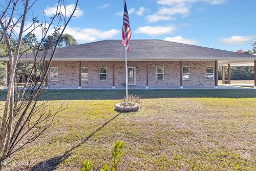 23207 Unicorn Ln, Pass Christian, MS, 39571-8978 | Card Image