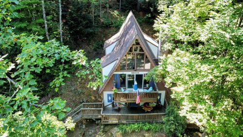 239 Kearsarge Dr, Woodsville, NH, 03785-4329 | Card Image