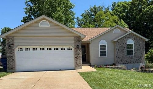 728 Santschi Dr, Herculaneum, MO, 63048-1622 | Card Image
