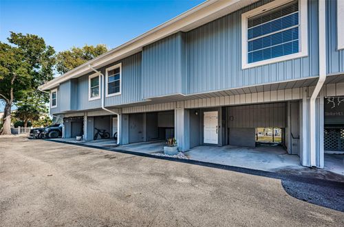 apt-21-200 Meres Blvd, TARPON SPRINGS, FL, 34689-2640 | Card Image