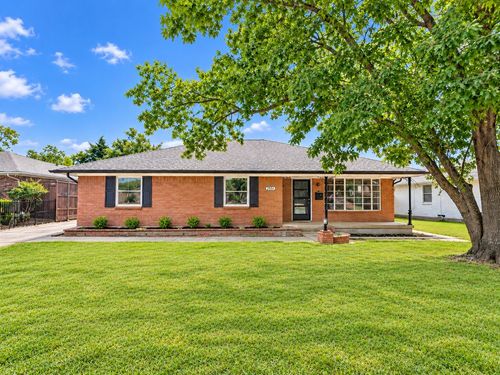 2551 Pinebluff Dr, Dallas, TX, 75228-5869 | Card Image