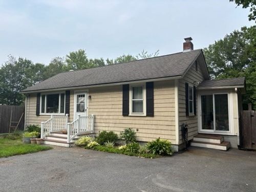 871 Main St, Bolton, MA, 01740-1280 | Card Image