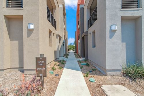 173 Cadence, Irvine, CA, 92618-0881 | Card Image