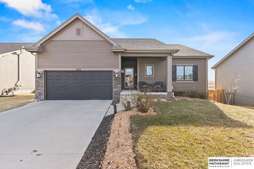 19109 Greenleaf St, Omaha, NE, 68136-1214 | Card Image