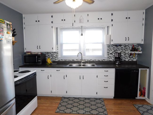Kitchen | Image 5