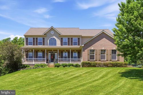 132 Chase Ct, MIDDLETOWN, VA, 22645-2175 | Card Image