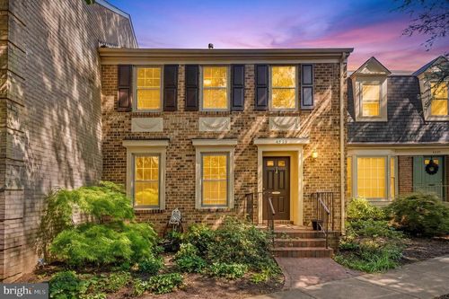 4533 4th Rd N, ARLINGTON, VA, 22203-2342 | Card Image