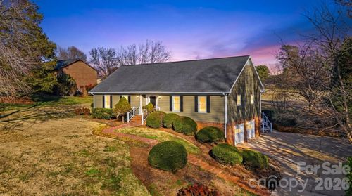 3718 Club House Dr Ne, Conover, NC, 28613-9456 | Card Image