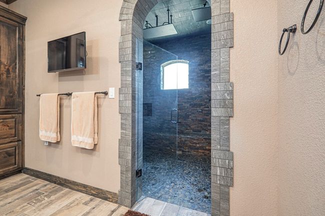 7113 E County Road 114, House other with 4 bedrooms, 4 bathrooms and 3 parking in Midland TX | Image 32
