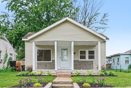 1221 S 32 Street, South Bend, IN, 46615 | Card Image