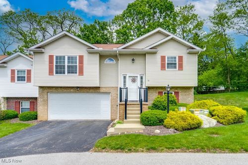 75 River Ridge Ln, Munroe Falls, OH, 44262-1099 | Card Image