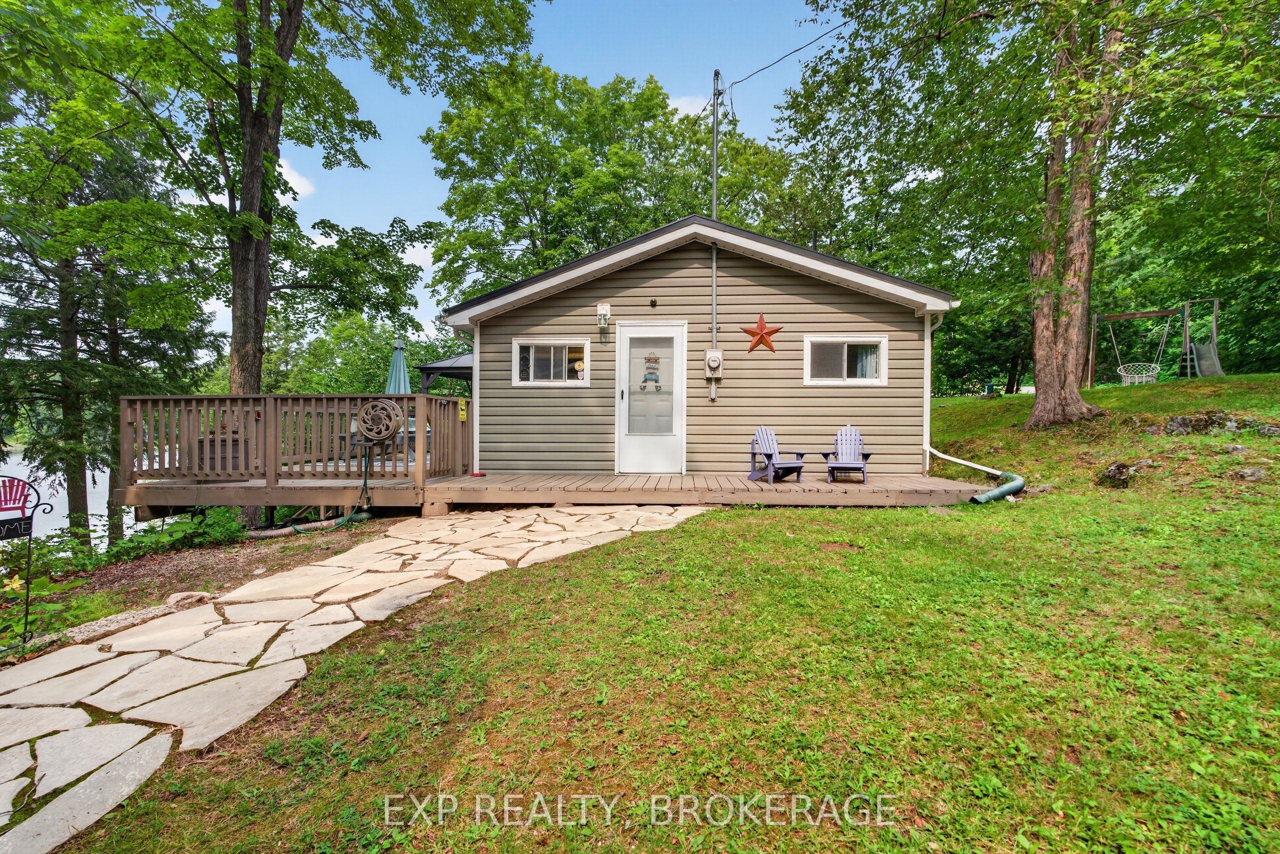 Residential in Frontenac 5
