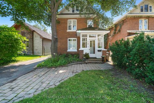 79 Blake St, Barrie, ON, L4M1K1 | Card Image