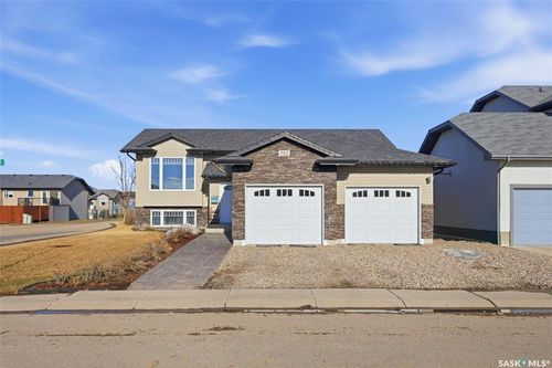 702 Janeson Court, Warman, SK, S0K4S2 | Card Image