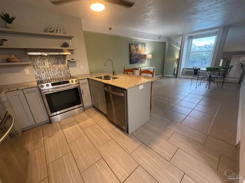 232-224 E Garden St, Pensacola, FL, 32502-6079 | Card Image