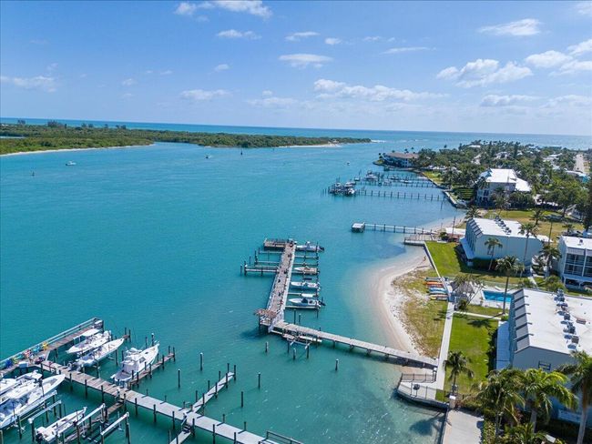 6 - 1300 Seaway Dr, Condo with 2 bedrooms, 2 bathrooms and null parking in Fort Pierce FL | Image 36