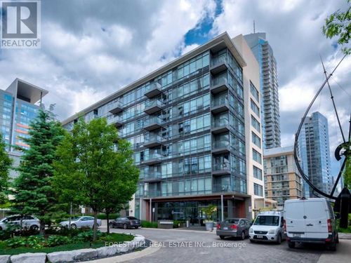 919-15 Brunel Crt, Toronto, ON, M5V3Y6 | Card Image