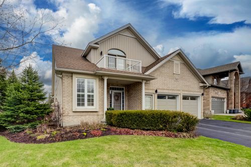560 Springwater Dr, Waterloo, ON, N2V2K6 | Card Image