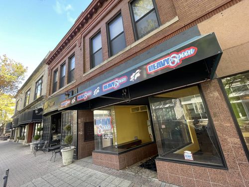 118 N Neil St, Champaign, IL, 61820-4023 | Card Image