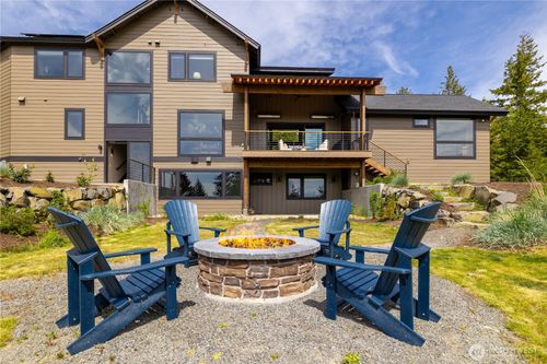 40 Eagle Ridge Dr, Cle Elum, WA, 98922-9628 | Card Image