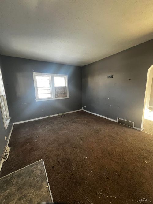 2022 Benjamin Street, Saginaw, MI, 48602 | Card Image