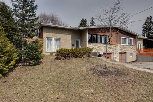 160 Rue Tourangeau E, Laval, QC, H7G1L4 | Card Image