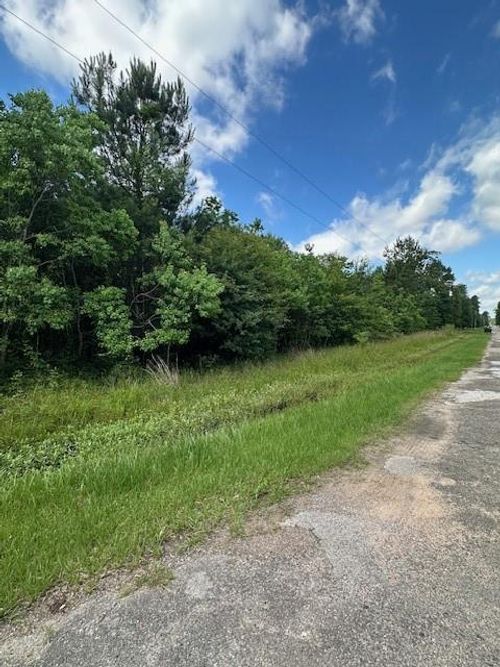 TBD 4 E 4th St, Cleveland, TX, 77327 | Card Image
