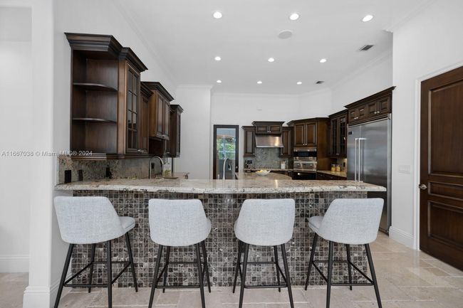 5837 Sw 102 Nd St, House other with 6 bedrooms, 6 bathrooms and null parking in Pinecrest FL | Image 14