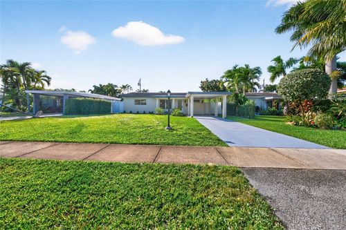 4751 Ne 4th Ave, Oakland Park, FL, 33334-6038 | Card Image