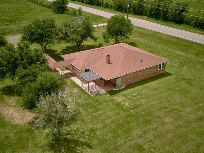12021 Fm 1994 Rd, House other with 4 bedrooms, 3 bathrooms and 4 parking in Guy TX | Image 49