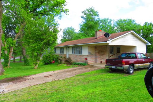 303 W Jennifer St, Mansfield, MO, 65704-8457 | Card Image
