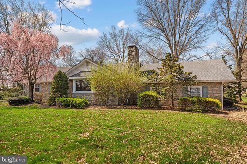 456 Cowpath Rd, SOUDERTON, PA, 18964-2017 | Card Image