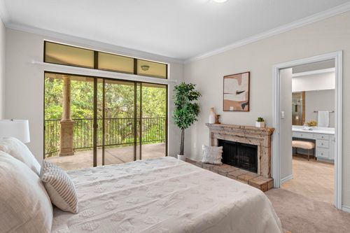 apt-205-1000 Liberty Park Dr, Austin, TX, 78746-6835 | Card Image