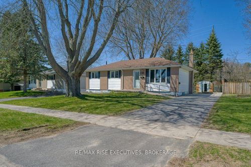 2-795 Aylmer Crescent, Kingston, ON, K7M6E5 | Card Image