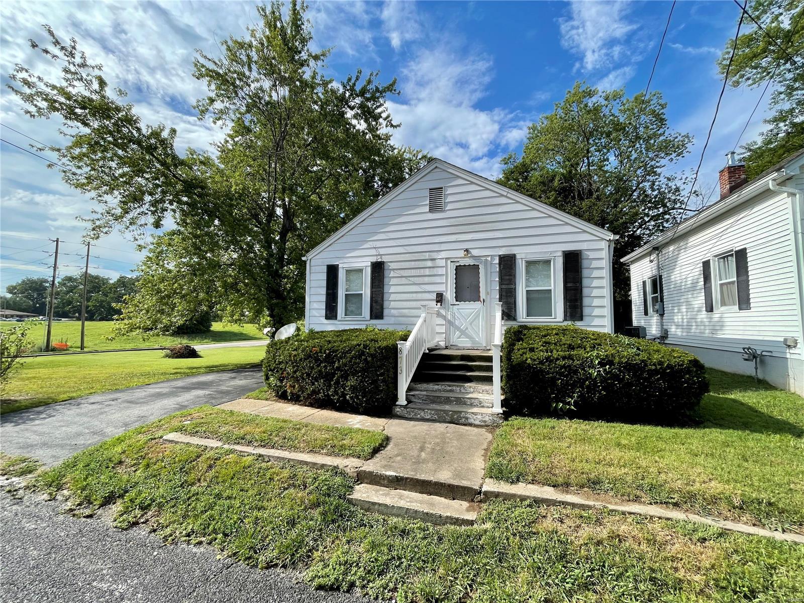 Jefferson St, Sainte Genevieve, MO 63670