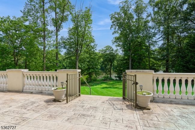 27 Mare Haven Ct, House other with 5 bedrooms, 4 bathrooms and null parking in North Brunswick NJ | Image 34