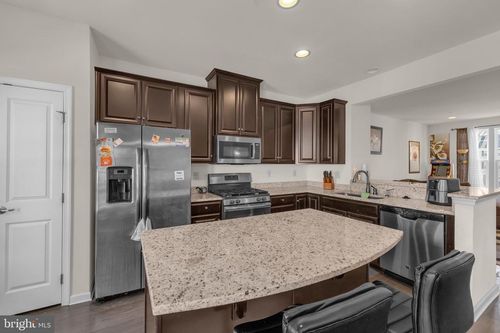 9424 Adelaide Ln, OWINGS MILLS, MD, 21117-7097 | Card Image